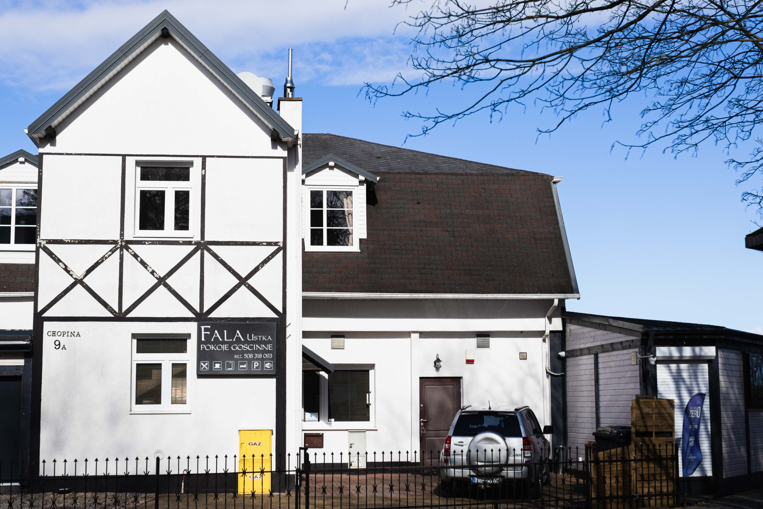 Pokoje w Ustce - Fala - budynek front